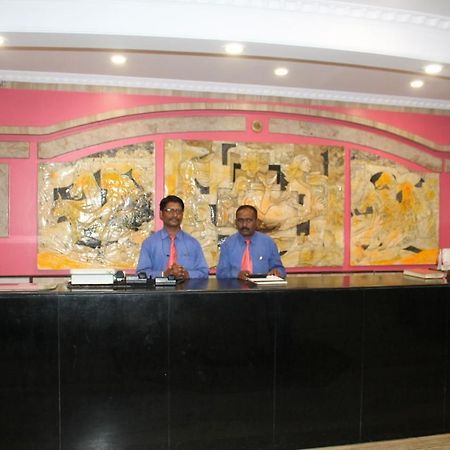 Hotel Roopali Jabalpur Exterior photo